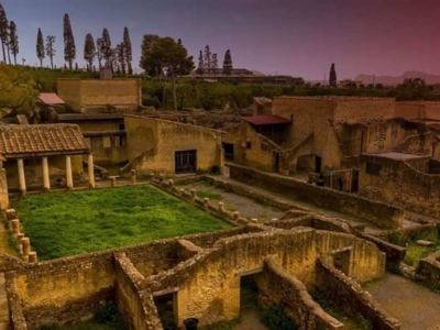 Discover Herculaneum: The Best-Preserved Roman City